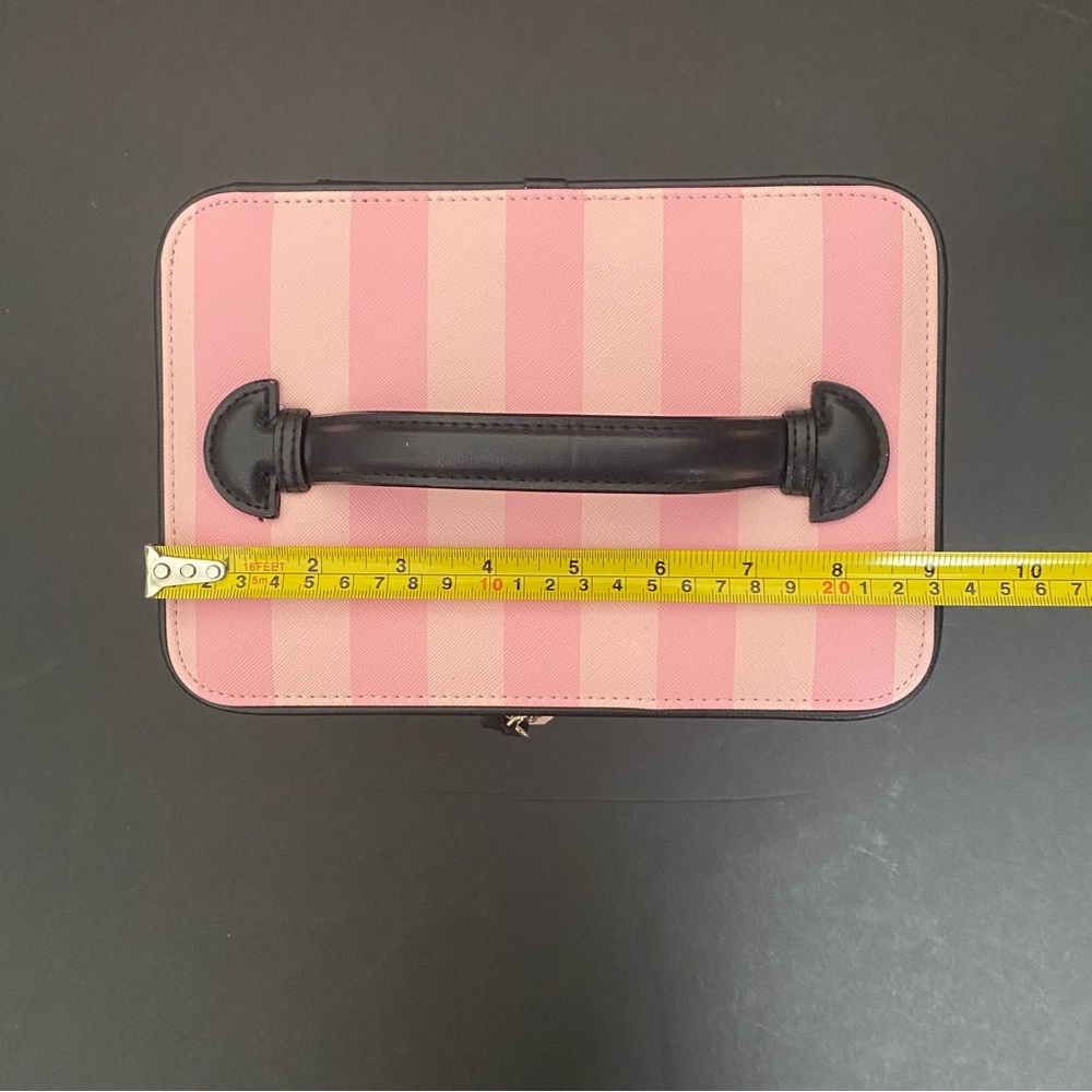 Victoria’s Secret Striped Train Case - Picture 9 of 12